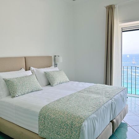 Casa Adelaide Hotell Capri Exteriör bild