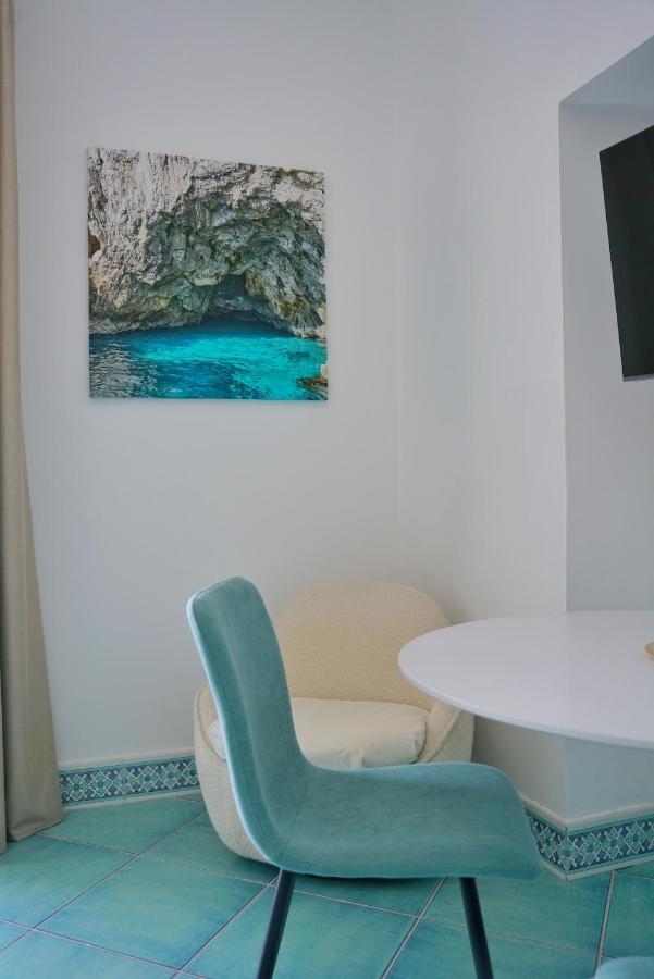 Casa Adelaide Hotell Capri Exteriör bild
