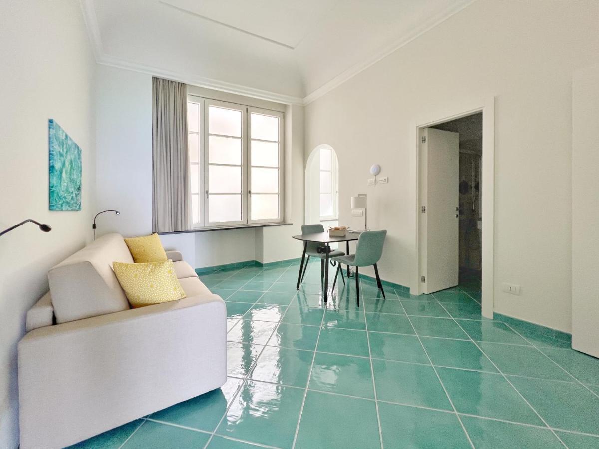 Casa Adelaide Hotell Capri Exteriör bild