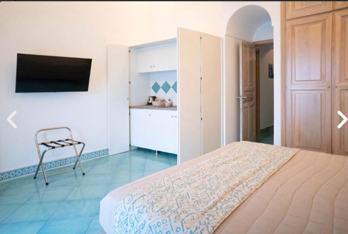 Casa Adelaide Hotell Capri Exteriör bild