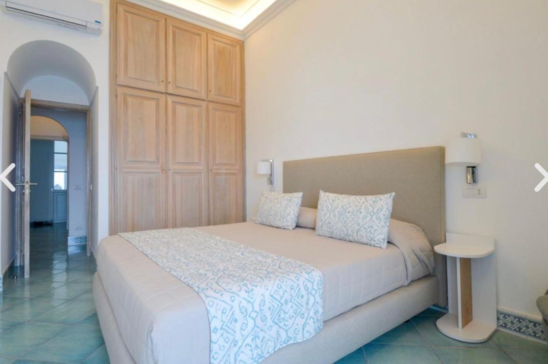 Casa Adelaide Hotell Capri Exteriör bild